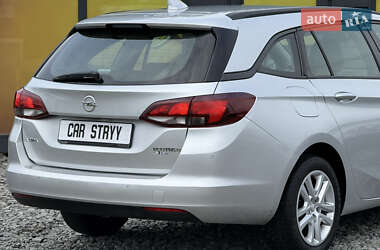 Универсал Opel Astra 2017 в 