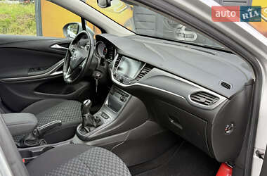 Универсал Opel Astra 2017 в 