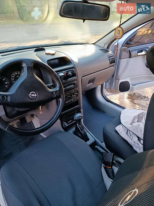Хэтчбек Opel Astra 2002 в Харькове