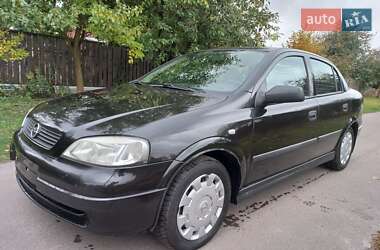 Седан Opel Astra 2008 в 