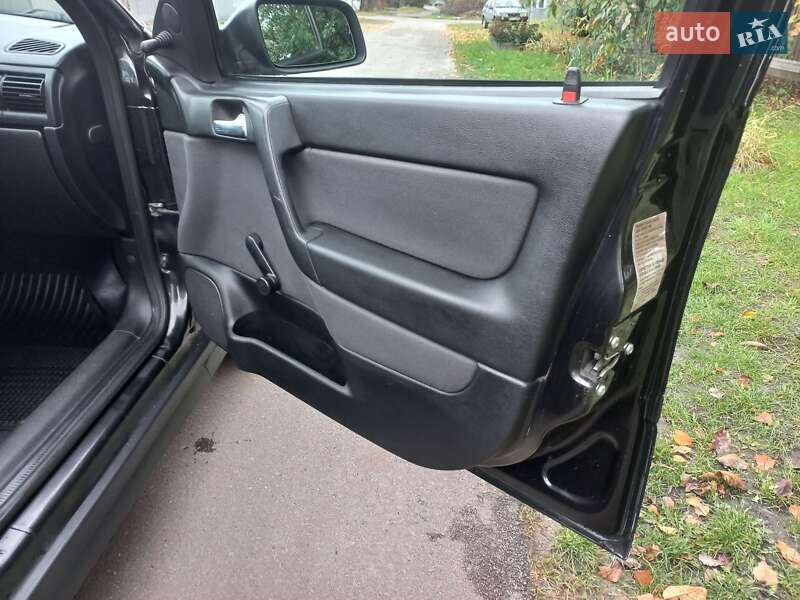 Седан Opel Astra 2008 в Шостке