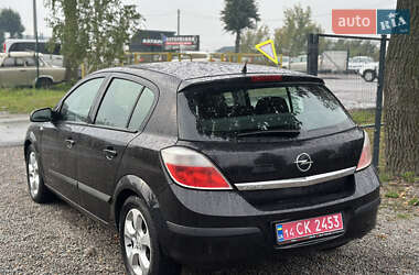 Хетчбек Opel Astra 2004 в  фото 16 Хетчбек Opel Astra 2004 в