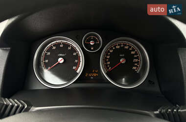 Хетчбек Opel Astra 2004 в  фото 30 Хетчбек Opel Astra 2004 в