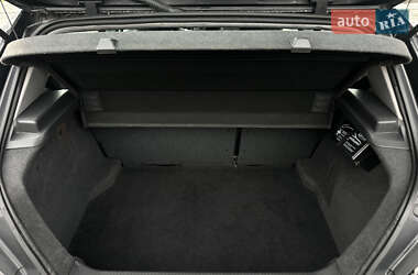 Хетчбек Opel Astra 2004 в  фото 37 Хетчбек Opel Astra 2004 в