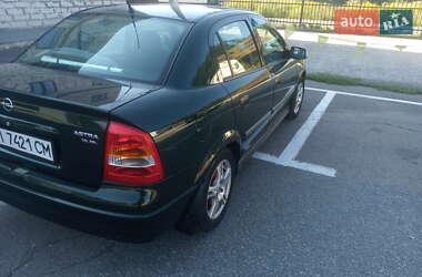 Седан Opel Astra 2000 в 