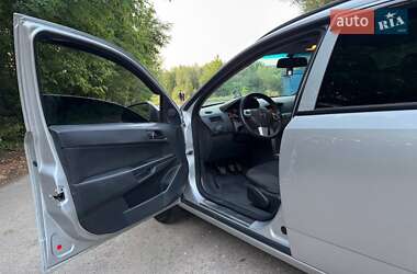 Универсал Opel Astra 2013 в 