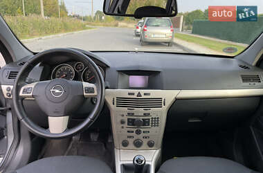 Універсал Opel Astra 2008 в  фото 16 Універсал Opel Astra 2008 в