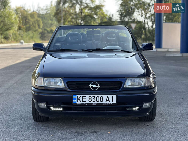 Кабриолет Opel Astra 1998 в Днепре
