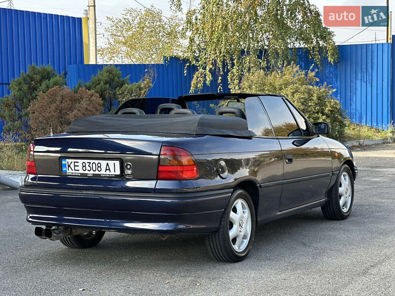 Кабриолет Opel Astra 1998 в Днепре