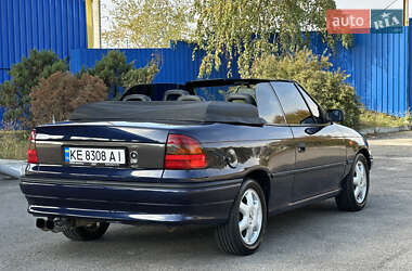 Кабриолет Opel Astra 1998 в 