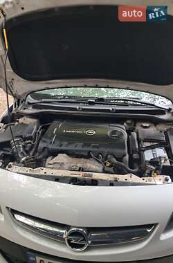 Opel Astra 2015