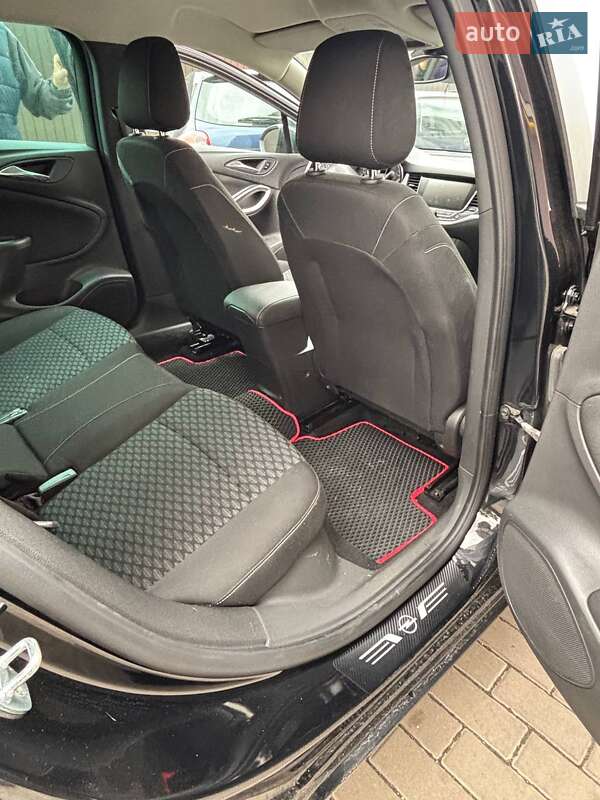 Универсал Opel Astra 2017 в Крюковщине