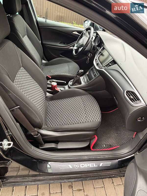 Универсал Opel Astra 2017 в Крюковщине