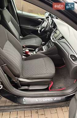 Универсал Opel Astra 2017 в 