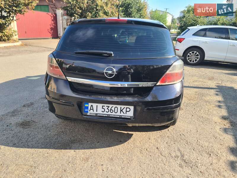 Хэтчбек Opel Astra 2008 в Киеве