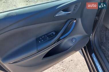 Универсал Opel Astra 2019 в 