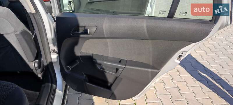 Универсал Opel Astra 2005 в Нововолынске фото 21 Универсал Opel Astra 2005 в Нововолынске