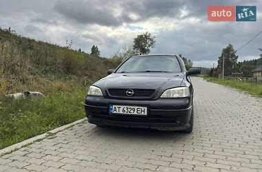 Седан Opel Astra 2006 в Сколе