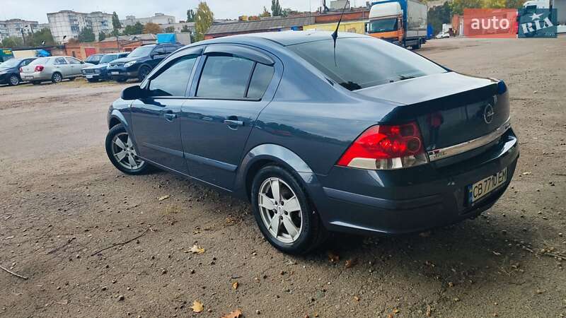 Седан Opel Astra 2008 в Чернигове фото 6 Седан Opel Astra 2008 в Чернигове