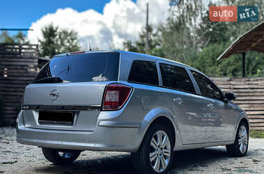 Универсал Opel Astra 2009 в 