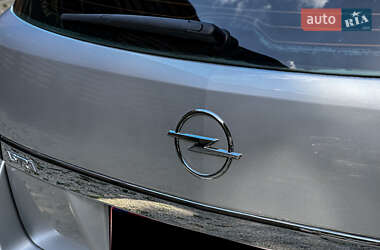 Универсал Opel Astra 2009 в 