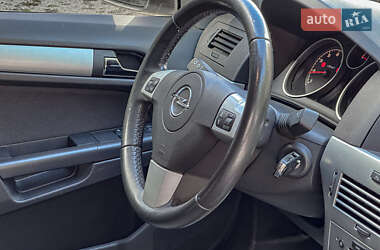 Универсал Opel Astra 2009 в 