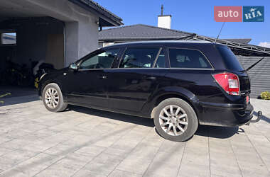 Універсал Opel Astra 2008 в Львові