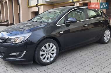 Хэтчбек Opel Astra 2012 в Ивано-Франковске