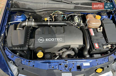 Универсал Opel Astra 2006 в 