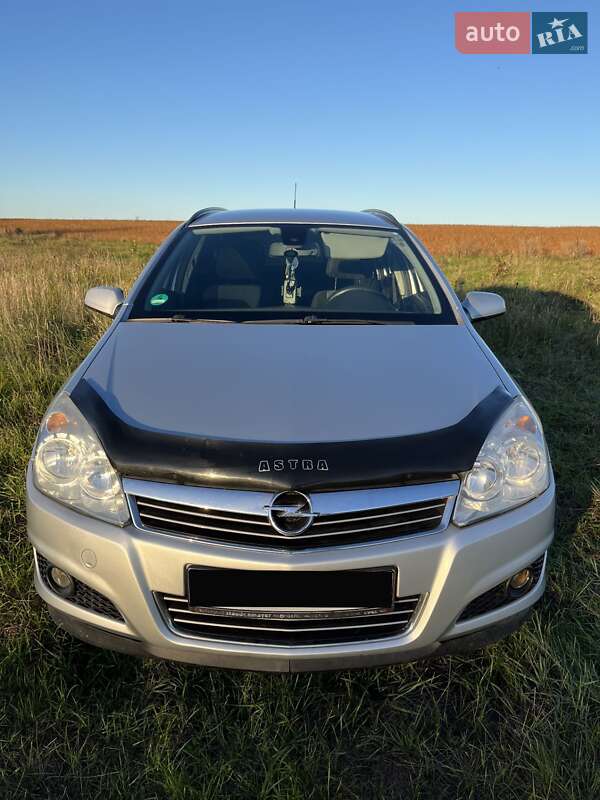 Opel Astra 2009