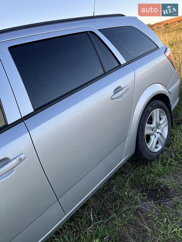 Універсал Opel Astra 2009 в Звягелі фото 4 Універсал Opel Astra 2009 в Звягелі