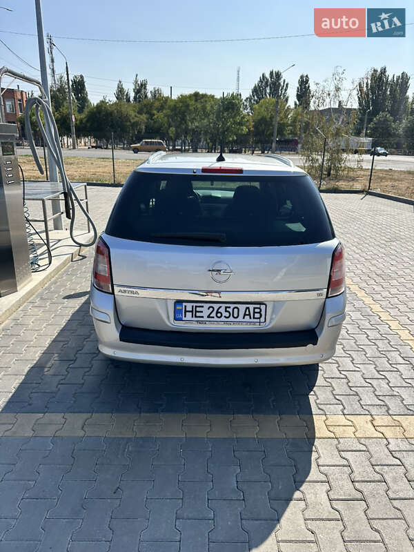Универсал Opel Astra 2008 в Николаеве фото 3 Универсал Opel Astra 2008 в Николаеве
