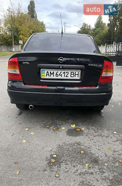 Седан Opel Astra 2007 в 