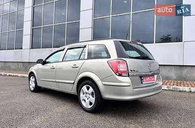 Универсал Opel Astra 2007 в 