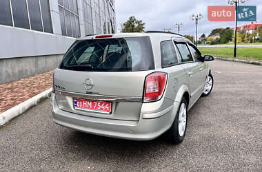 Универсал Opel Astra 2007 в 
