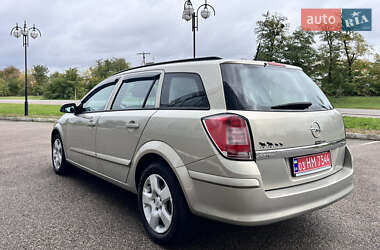 Универсал Opel Astra 2007 в 