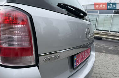 Универсал Opel Astra 2007 в 