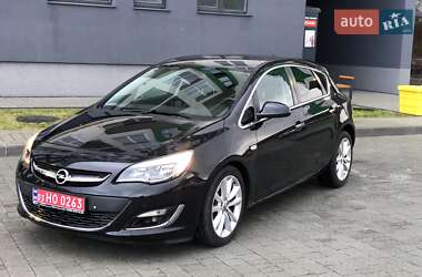 Хэтчбек Opel Astra 2014 в 