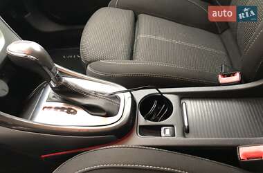 Хэтчбек Opel Astra 2014 в 