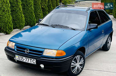 Хэтчбек Opel Astra 1996 в Ивано-Франковске