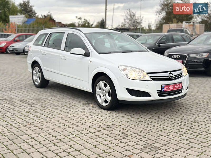 Opel Astra 2008