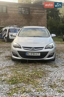 Универсал Opel Astra 2013 в 