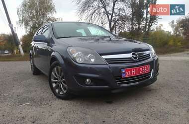 Універсал Opel Astra 2010 в Харкові