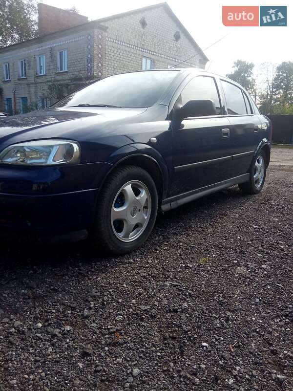 Хэтчбек Opel Astra 2004 в Любаре фото 5 Хэтчбек Opel Astra 2004 в Любаре