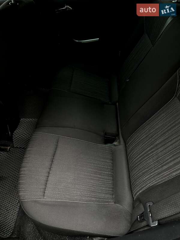 Универсал Opel Astra 2011 в Калуше фото 5 Универсал Opel Astra 2011 в Калуше