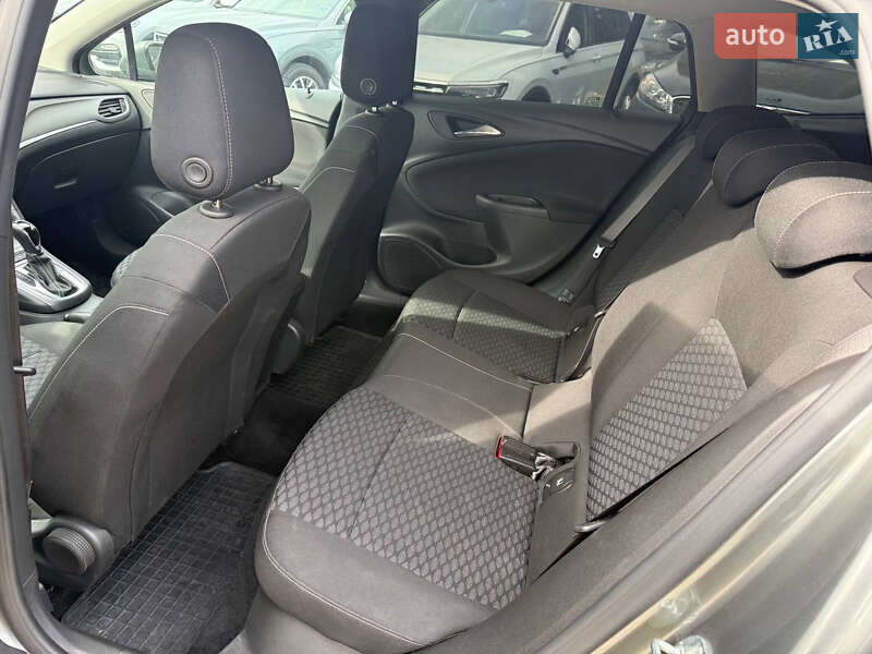 Универсал Opel Astra 2017 в Коломые