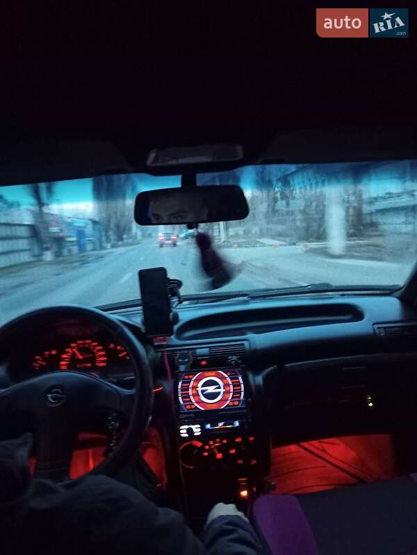 Седан Opel Astra 1998 в Днепре фото 3 Седан Opel Astra 1998 в Днепре