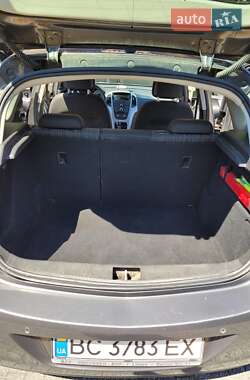 Хетчбек Opel Astra 2011 в Дрогобичі