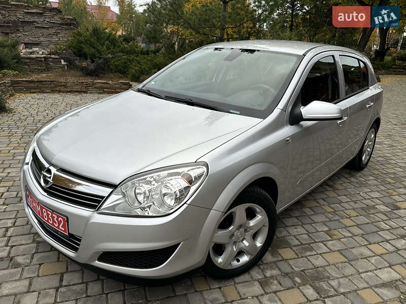Хэтчбек Opel Astra 2008 в Харькове