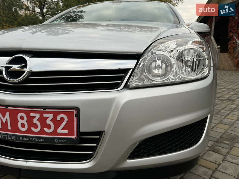 Хэтчбек Opel Astra 2008 в Харькове
